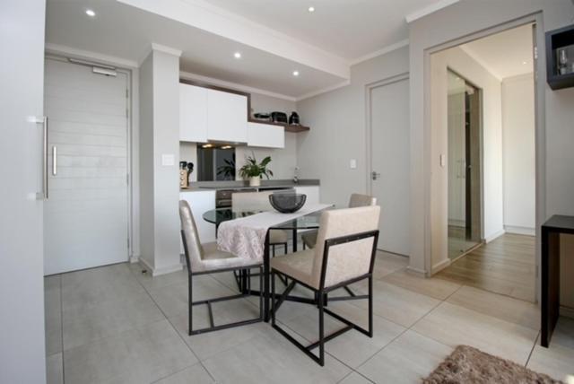 Modern Luxury Furnished Apartments In Sandton Johannesbourg Extérieur photo